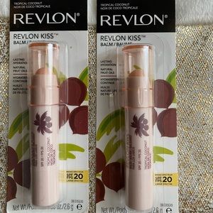 Revlon KISS Coconut Lip Balm🥥